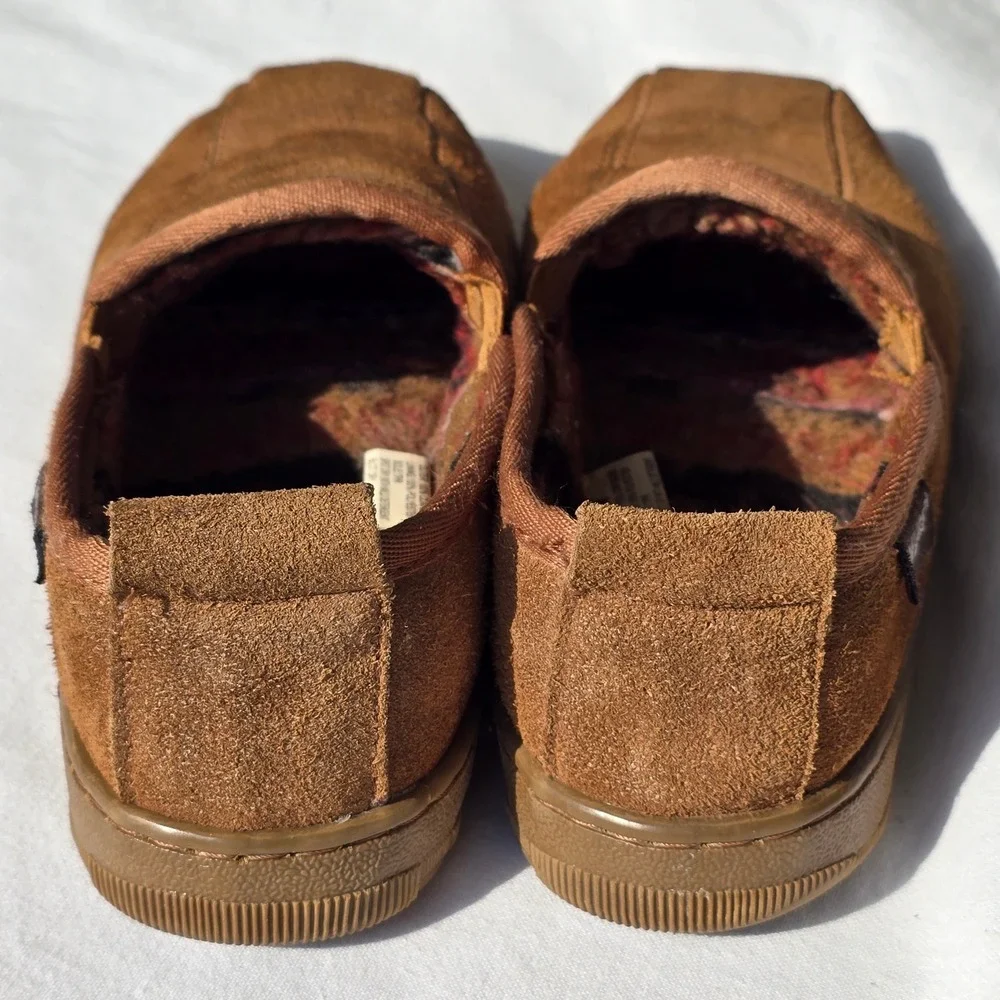 Muk Luks Mens‎ Size 11 Brown Suede Slip On Slipper Shoes Fleece Indoor Outdoor